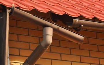White Houses gutter repair costs