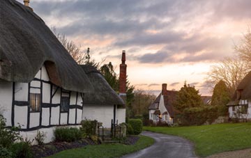 is White Houses thatch roofing popular